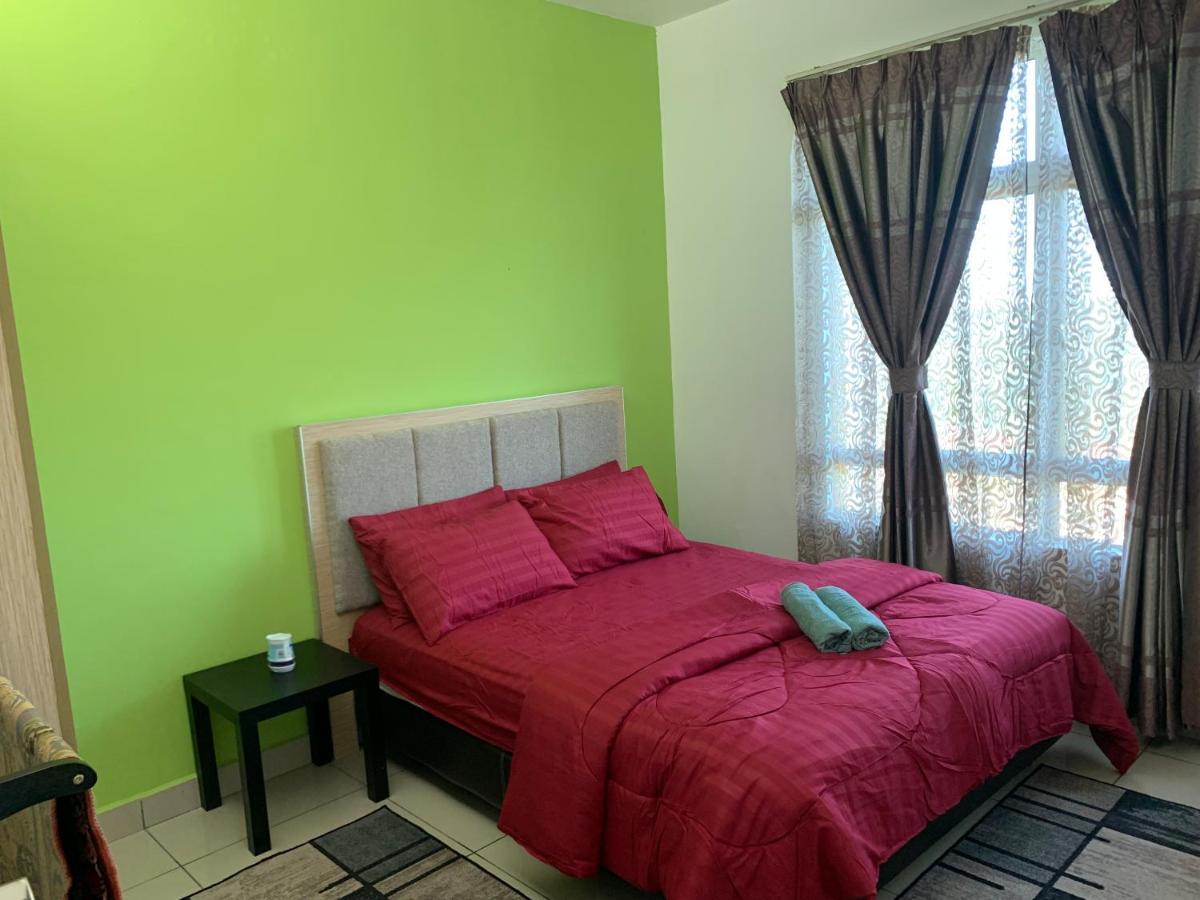 Kb Wakaf Che Yeh Apartment Кота-Бару Экстерьер фото
