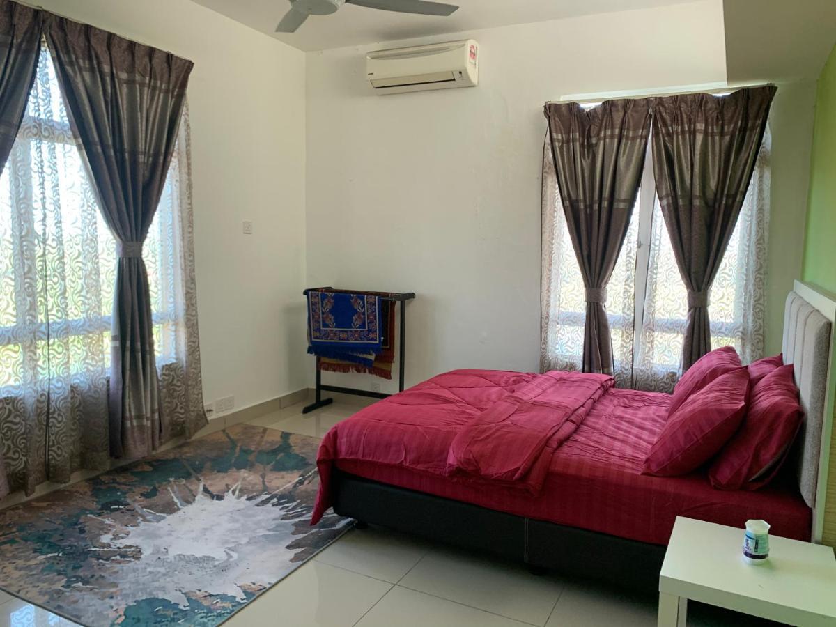 Kb Wakaf Che Yeh Apartment Кота-Бару Экстерьер фото